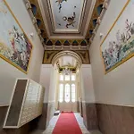 Ferdinand Palace Studio With Balcony